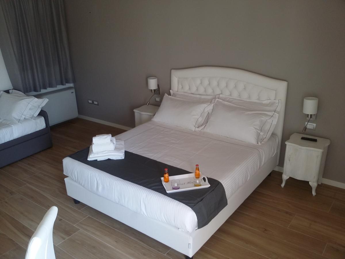 B&B Emozioni E Relax Pietole Εξωτερικό φωτογραφία