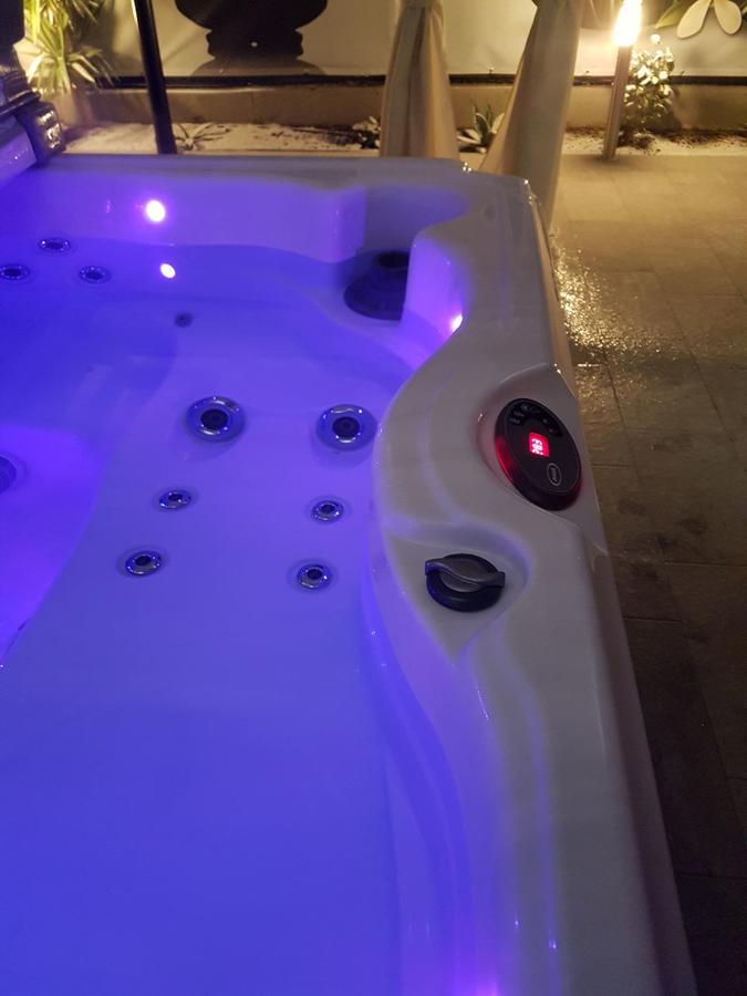 B&B Emozioni E Relax Pietole Εξωτερικό φωτογραφία
