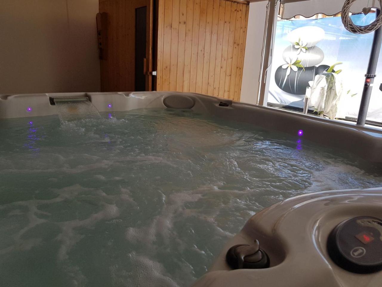 B&B Emozioni E Relax Pietole Εξωτερικό φωτογραφία